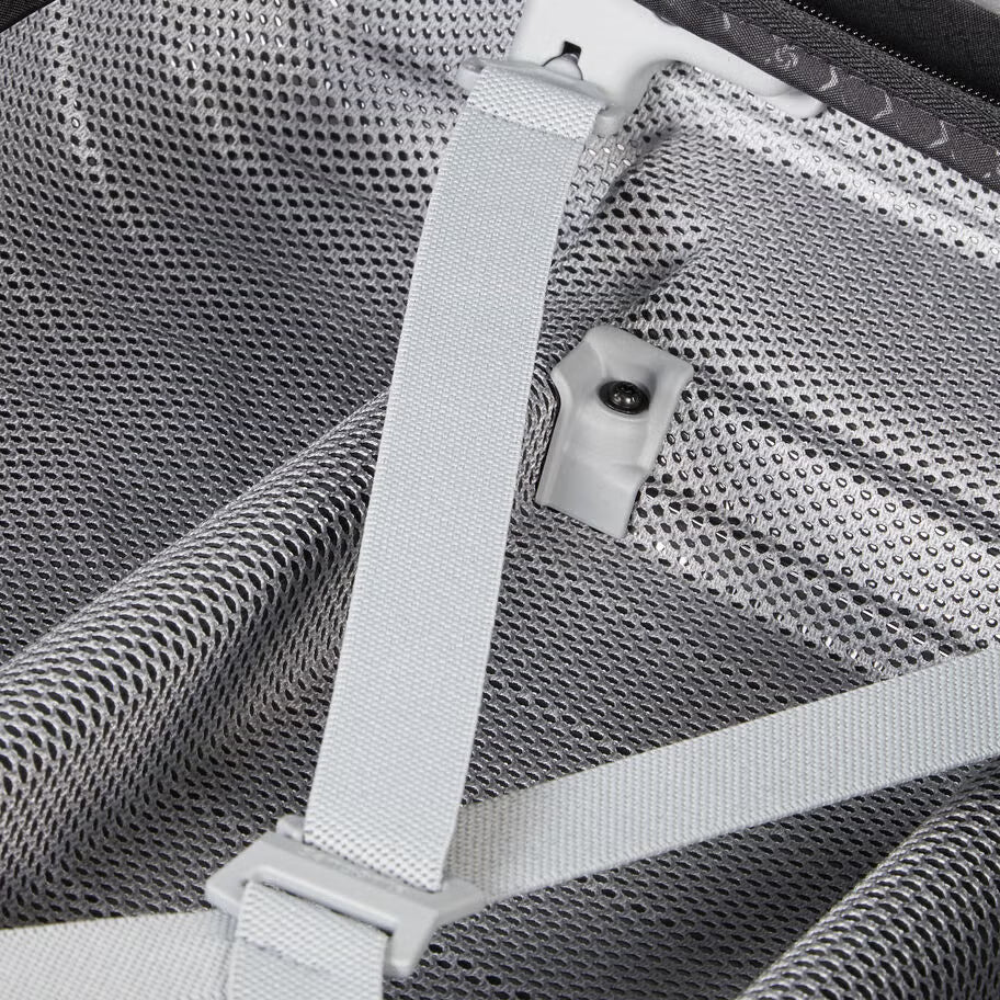 Samsonite Proxis Carry-On Spinner (22)